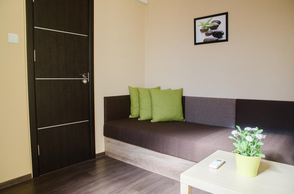 Green Corner Wellness Püspökladány Oda fotoğraf